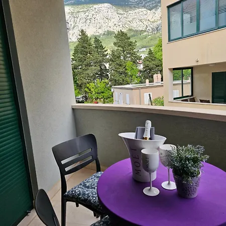 Sweet 马卡尔斯卡